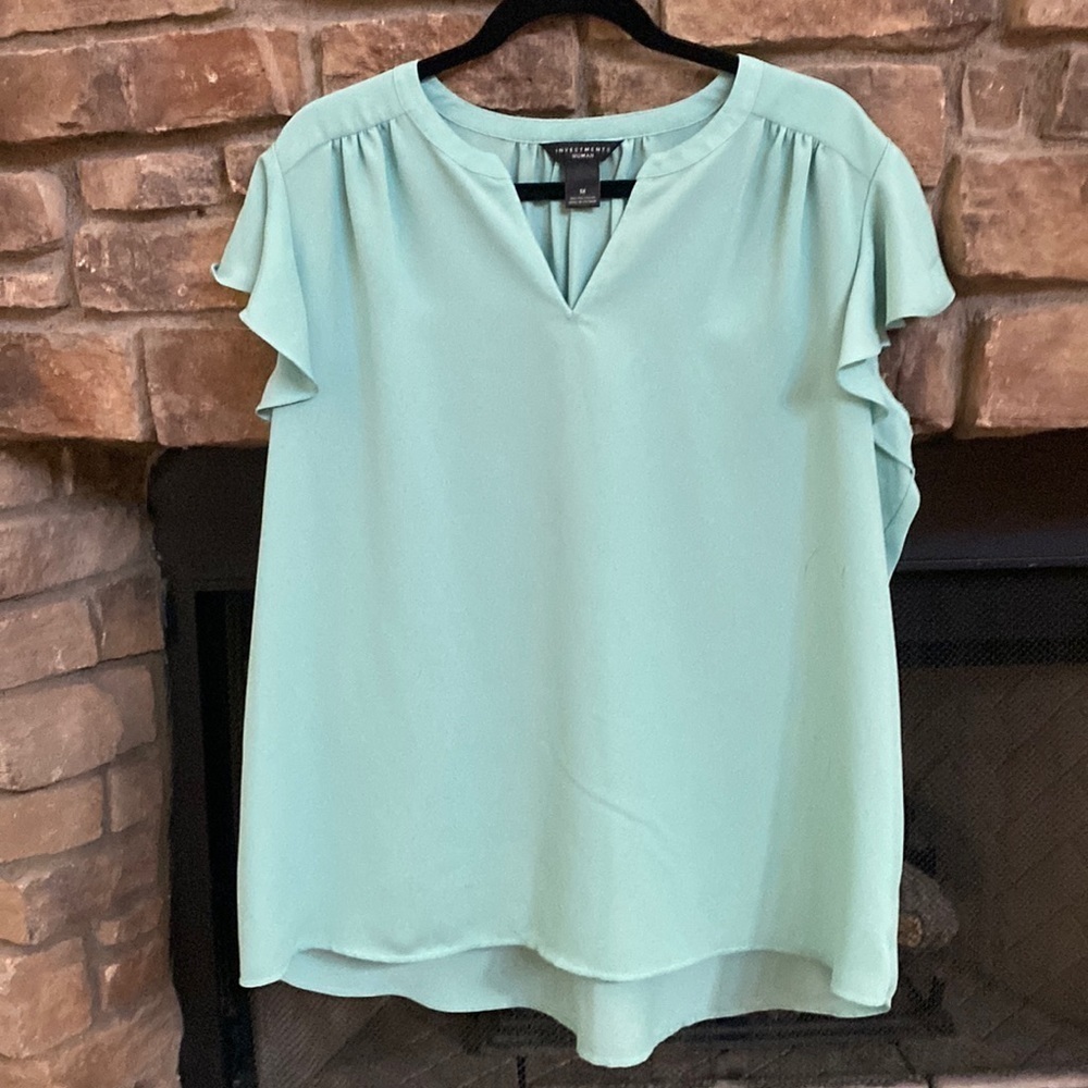 Investments mint green high-low blouse. Size 1X